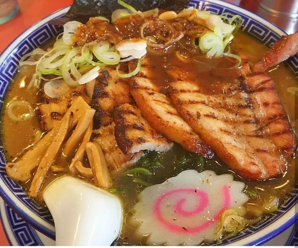 「バラ焼き豚ラーメン」@らーめんいっとく 竜ヶ崎店の写真