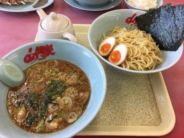 「味噌つけ麺 740円 味玉 110円 半ライス 120円」@ラーメン山岡家 花見川区店の写真