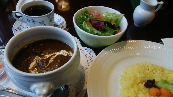 「特製ビーフカレーセット 1380円」@椿屋珈琲店 新橋茶寮の写真