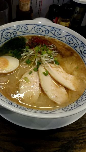 「あら焼鶏白湯そば（７５０円）」@あら焼鶏白湯 カシムラの写真