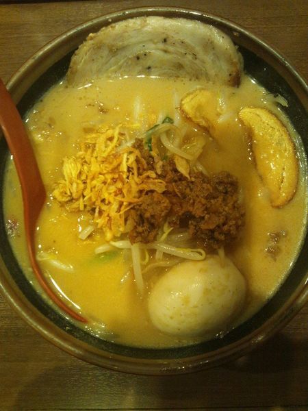 「北海道味噌らーめん（チャーシュー+味玉）」@蔵出し味噌 麺場 田所商店 北名古屋店の写真