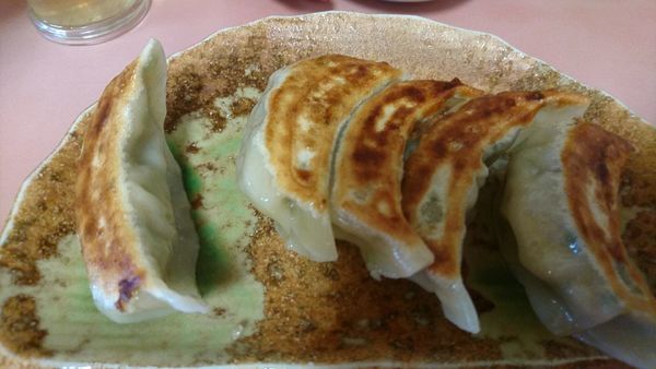 「餃子　370円」@萬福亭の写真