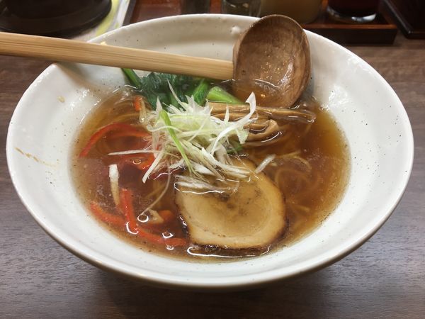 「醤油そば」@塩そば 加とうの写真