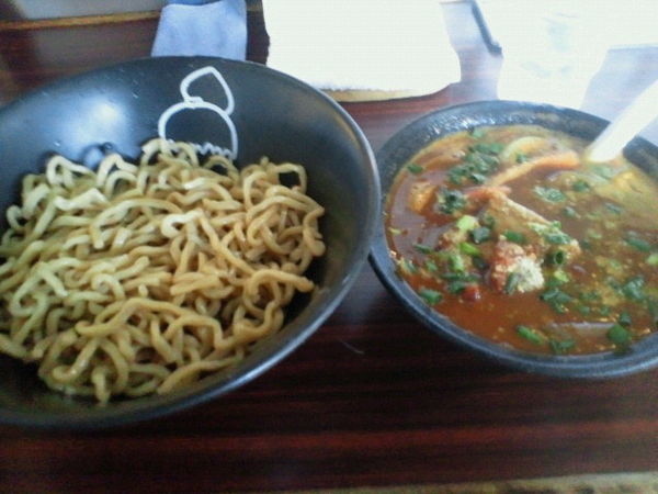「トマトカレーつけ麺 950円」@ラーメンげんきだまの写真