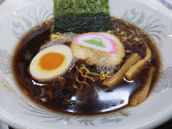 「双葉コク黒ラーメン」@双葉SA(下り)フードコートの写真