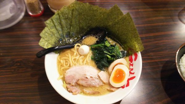 「吟得ラーメン」@横浜家系ラーメン 吟家 花見川店の写真