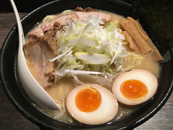 「特製塩ラーメン大盛」@ななほしの写真