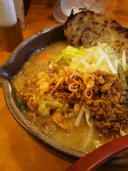 「信州味噌　野菜らーめん￥853＋炙りチャーシュー1枚￥129」@田所商店 瀬谷店の写真