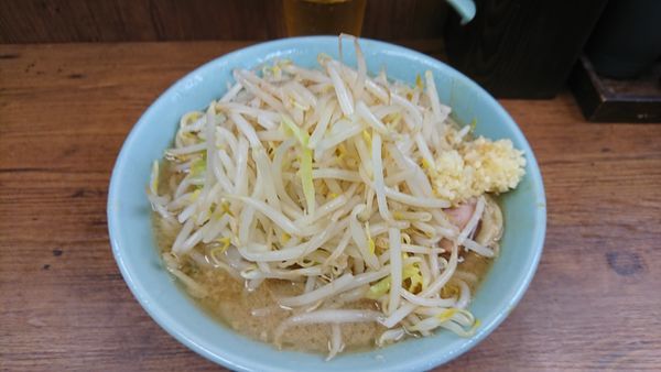 「豚入りラーメン ￥800」@ラーメン二郎 池袋東口店の写真