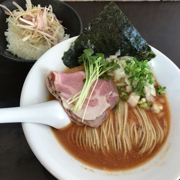 「【限定】鮟肝煮干そば 850円+葱ライス150円」@と多゛食堂の写真