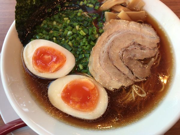 「極み貝だしラーメン醤油（720円 税別）」@ばってんラーメン 鴨宮店の写真