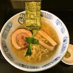 龍ひげ塩らぁめん