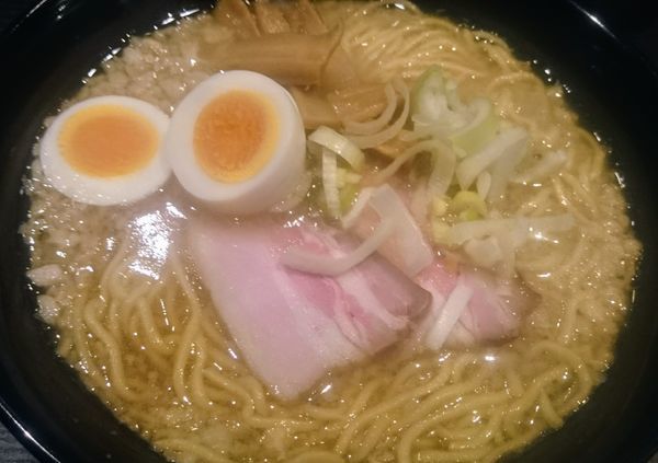 「背脂ラーメン」@ラーメン大至の写真