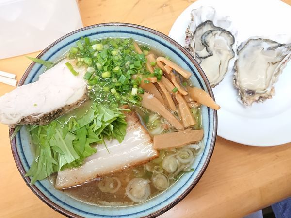 「【師走の一杯】活殻牡蠣 塩の陣（C）」@MENYA 食い味の道有楽の写真