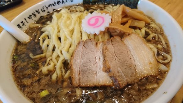 「中華そば 大盛」@黒煮干し中華そばとつけめんの店 綱哲の写真