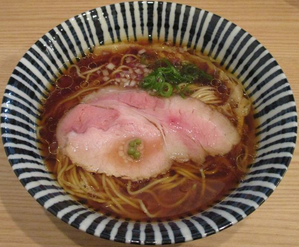 「醤油らーめん　800円」@さんしょの木の写真