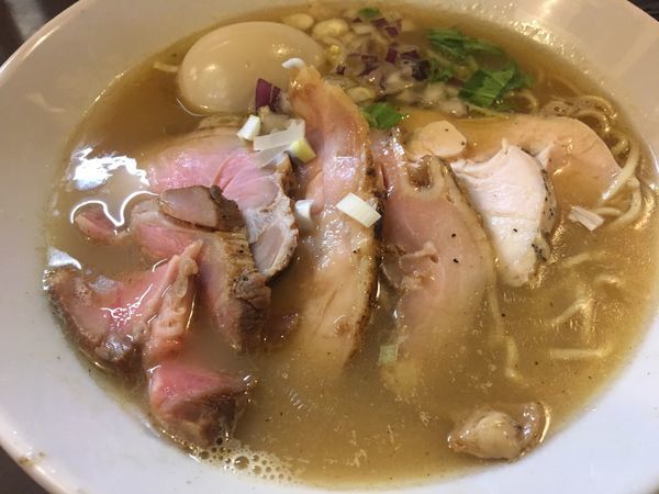 「こく塩800円、特製150円」@鶏こく中華 すず喜の写真