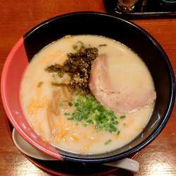 高菜らーめん（赤麺 税別 500円）