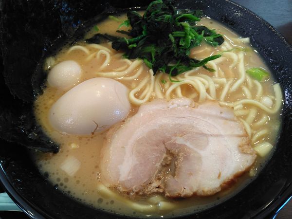 「味たまらーめん&肉汁餃子!」@町田商店 入間店の写真