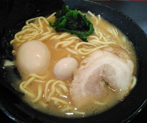 「味玉らーめん」@町田商店 入間店の写真