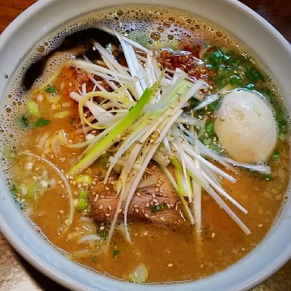 「【数量限定】みそラーメン ８３０円＋味玉」@はりけんラーメンの写真