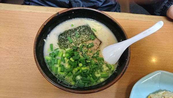 「ラーメン600」@博多ラーメン 長浜や 阿佐ヶ谷店の写真