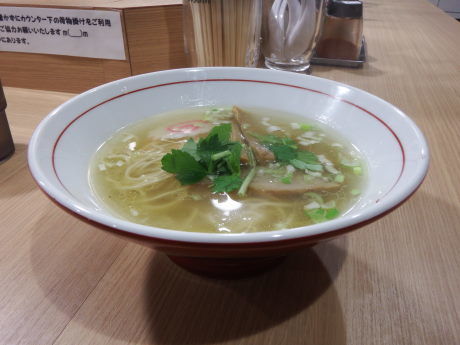 「〆のミニラーメン（鶏塩そば）」@谷島屋の写真