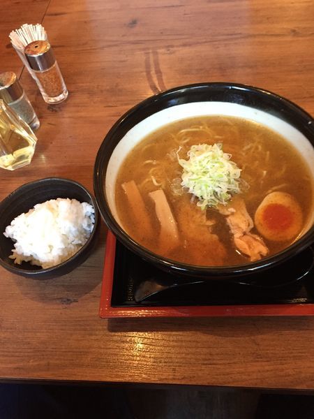 「温かい肉中華（濃）」@肉そば家 笑梟の写真