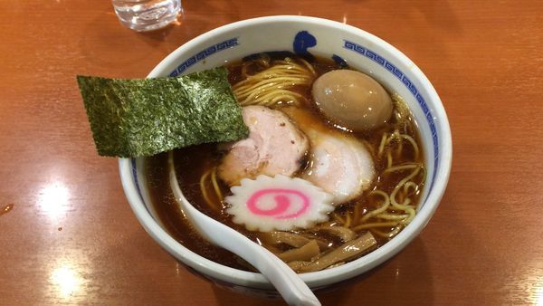 「らーめん 味付玉子」@たけちゃんにぼしらーめん 調布店の写真