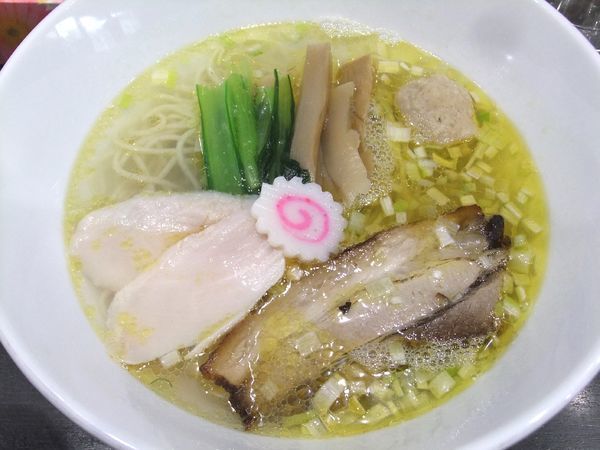 「鶏塩中華そば（730円）」@麺処 若武者 草加分店 東北六縣堂の写真