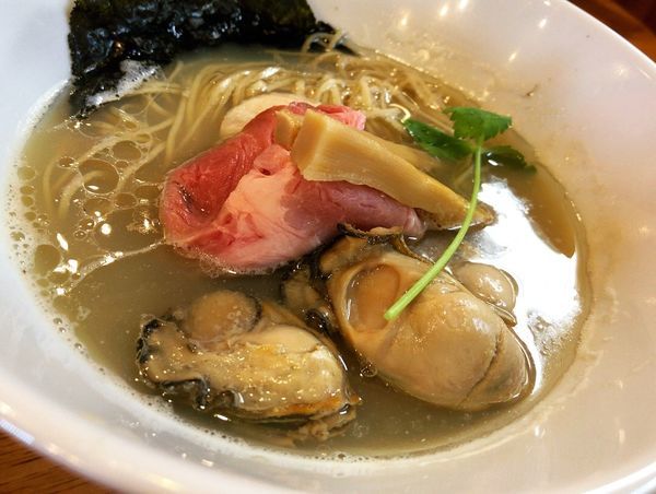 「牡蛎そば＋ぶり丼」@寿製麺よしかわ 坂戸店の写真