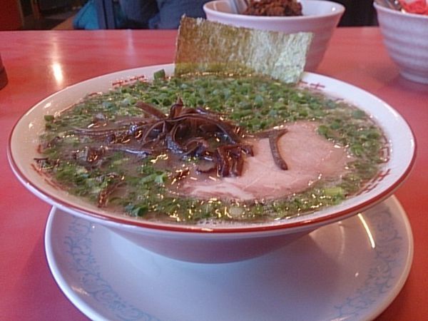 「ねぎらーめん+替玉」@博多長浜らーめん もりやの写真