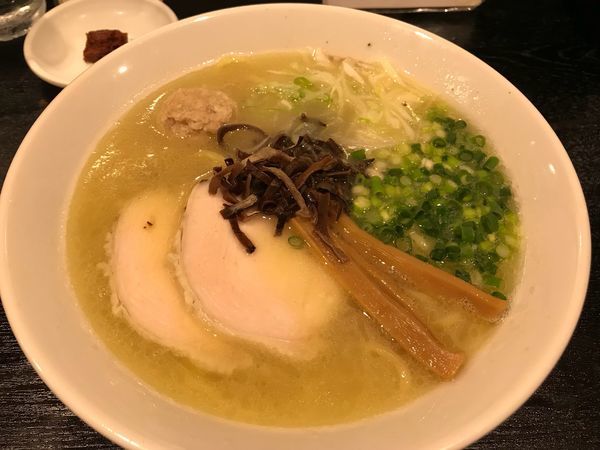 「【限定】鶏白湯ラーメン  780円」@ラーメン角屋の写真