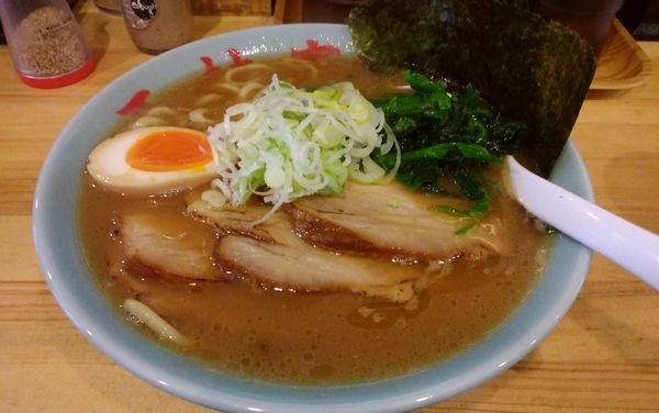 「チャーシュー麺・並」@横浜家系 西村家の写真