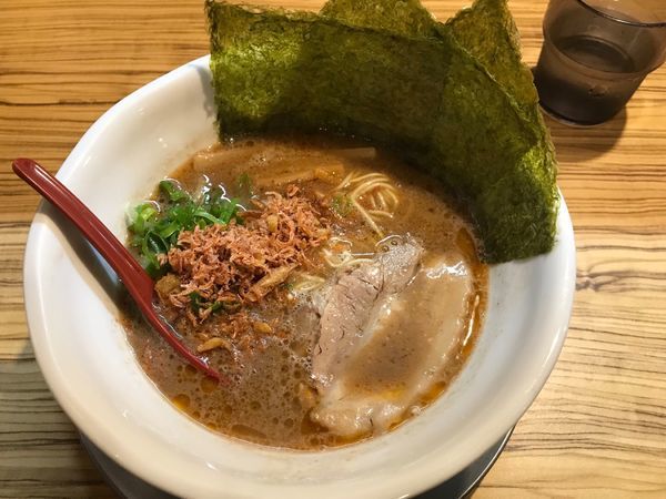 「えびしお」@濃厚豚骨ラーメン専門 濃厚軍団 山之手店の写真