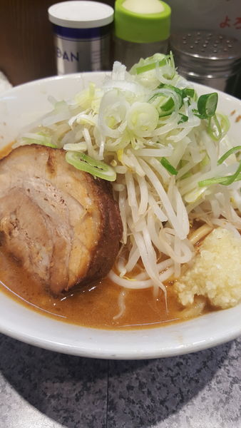 「辛いラーメン並盛」@ラーメン宮郎の写真