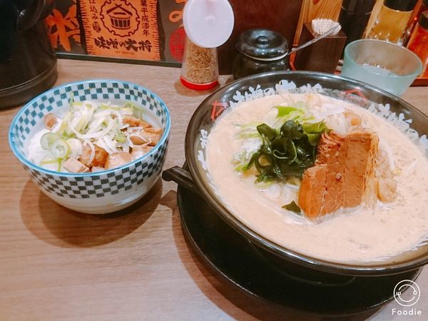 「濃厚 大将味噌ラーメン  チャーシュー丼」@味噌の大将の写真