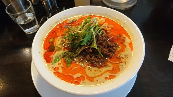 「担々麺 辛４痺れ４」@四川担担麺 阿吽 湯島店の写真