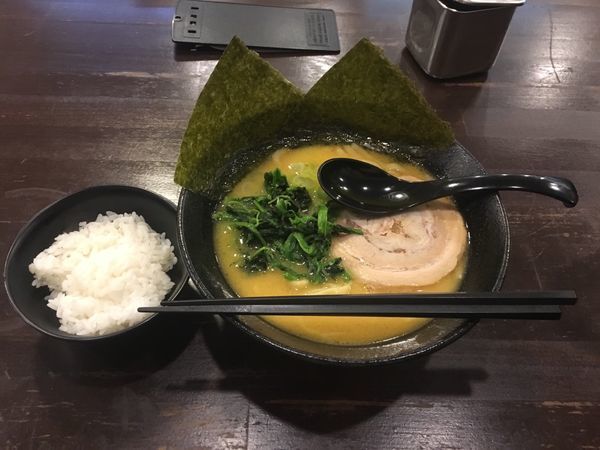 「しょうゆとん 680円」@とんこつらーめん とんとことん 日野店の写真