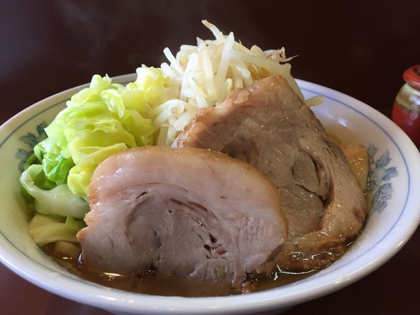 「らーめん（ﾔｻｲ 背脂 味薄め）」@らーめん陸の写真