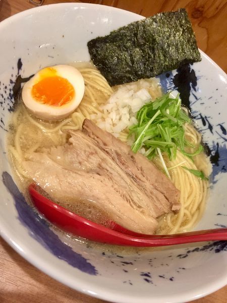 「ラーメン ￥690」@ラーメン カワタカの写真