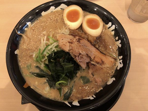 「濃厚 味玉味噌らーめん(870円)」@北海道らーめん 味噌ノ頂の写真
