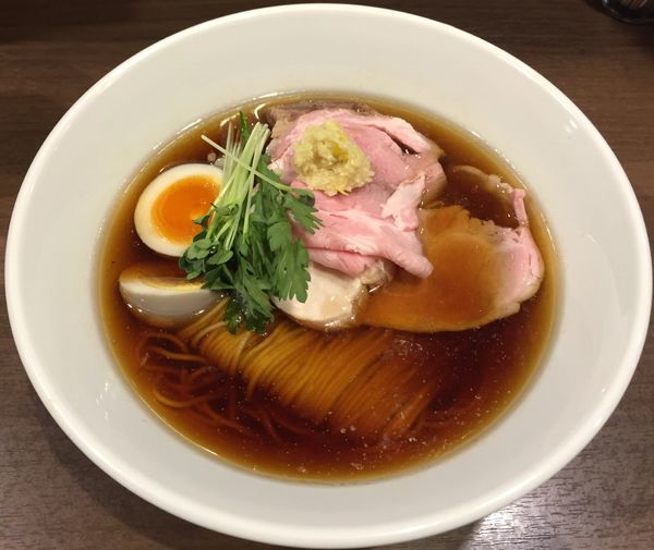 「煮干醤油1000円」@八咫烏の写真