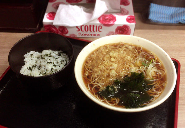 「朝食セット(390円)」@そば処 あり賀せいろうの写真