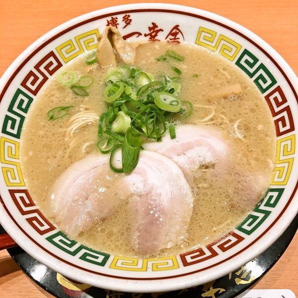 豚骨ラーメン