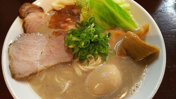 「豚骨らーめん」@らーめん 五ノ神精肉店 煮干し編の写真