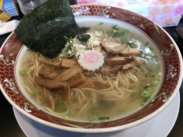 「鶏中華 塩 650円」@鶏中華 銀鳥の写真