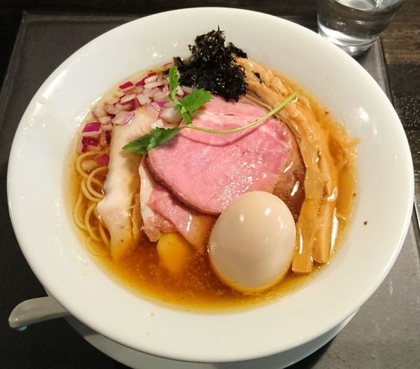 「特製淡麗煮干しらぁめん」@KaneKitchen Noodlesの写真