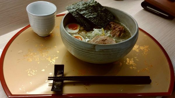 「特製濃厚煮干しそば(塩)950円」@麺屋 音 柏店の写真