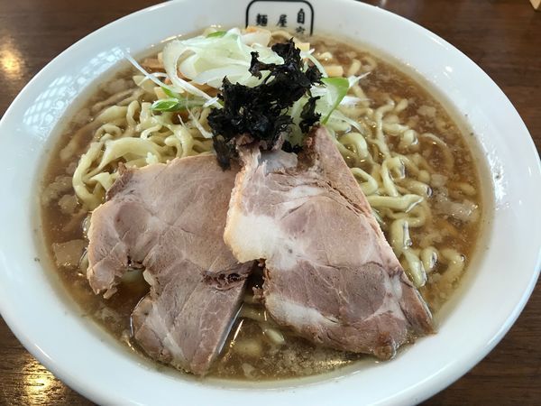 「煮干しラーメン 大盛  700円」@麺屋 翔の写真